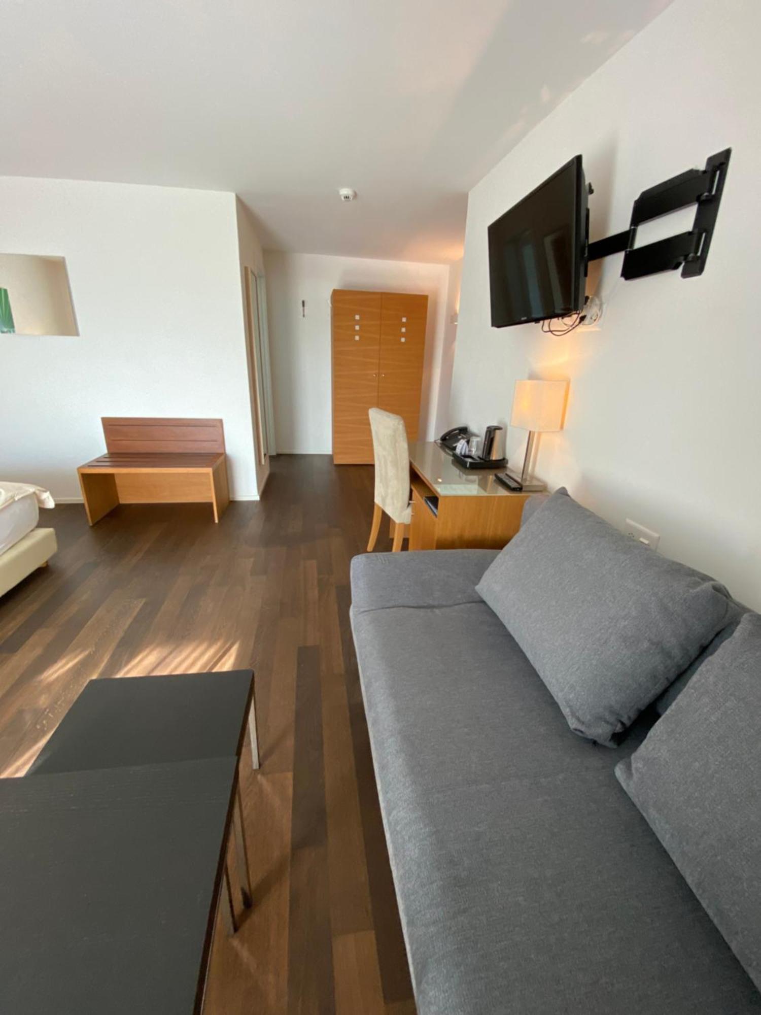 Businesshotel Lux Emmen Exterior photo