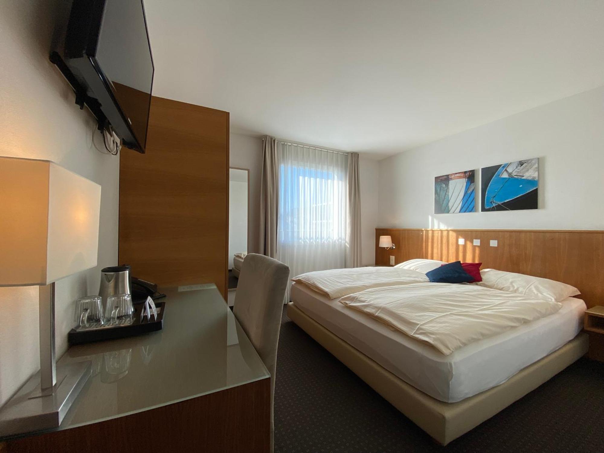 Businesshotel Lux Emmen Exterior photo