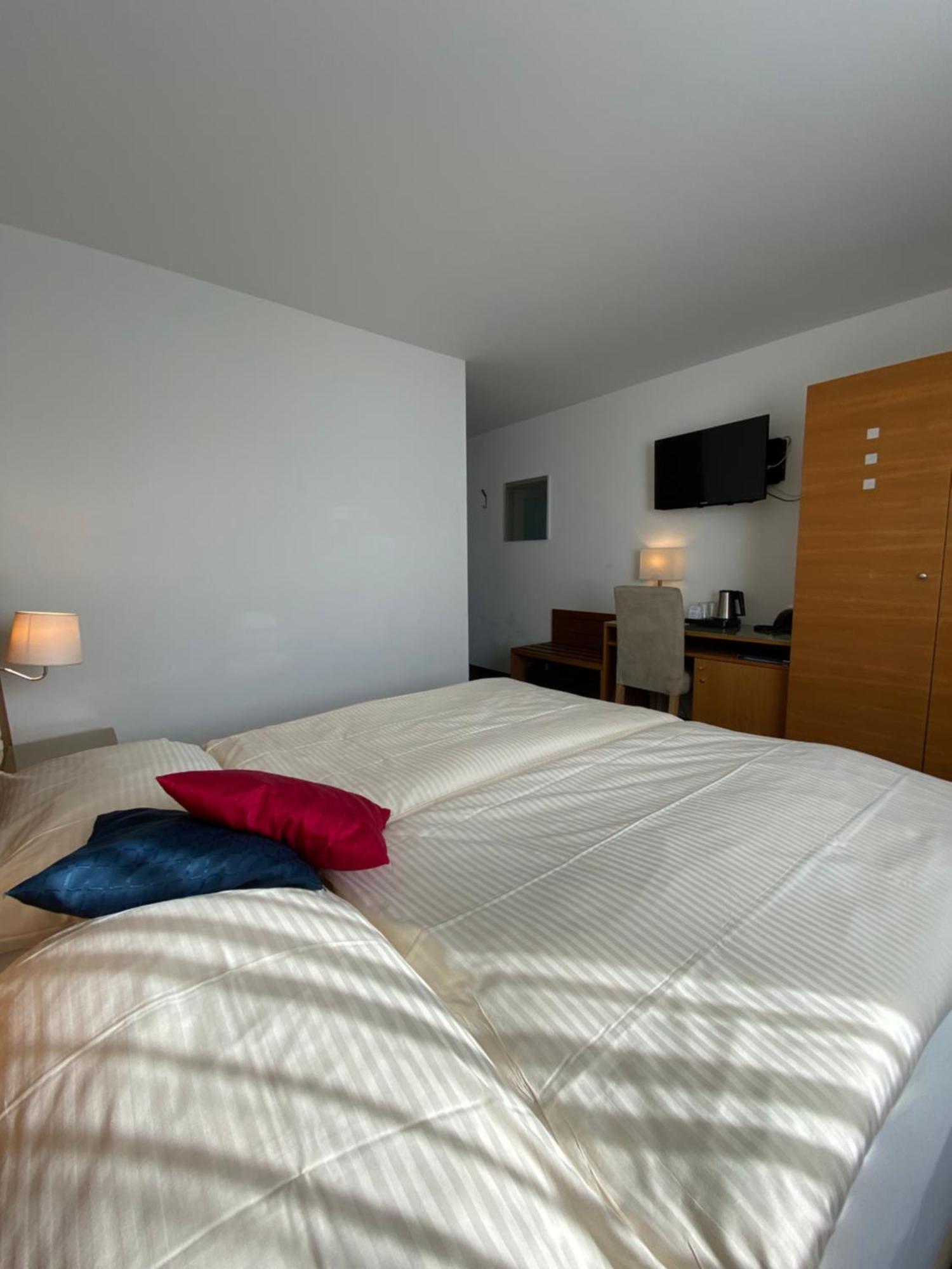Businesshotel Lux Emmen Exterior photo