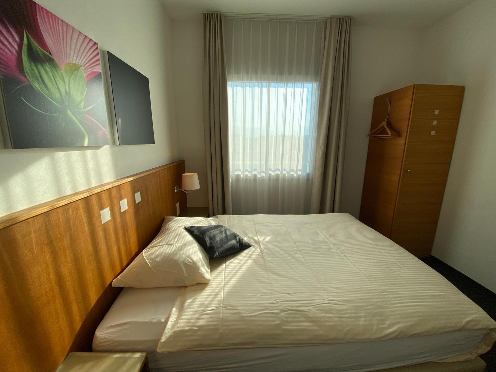 Businesshotel Lux Emmen Exterior photo